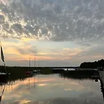 Dom wakacyjny Mazury Dom Oluś Nad Jeziorem Sasek Wielki Z Gorącą Balia Z Funkcją Jakuzzi