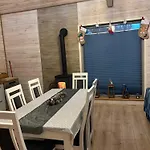 Mazury Dom Oluś Nad Jeziorem Sasek Wielki Z Gorącą Balia Z Funkcją Jakuzzi Dom wakacyjny Szczytno (Warmian-Masurian)