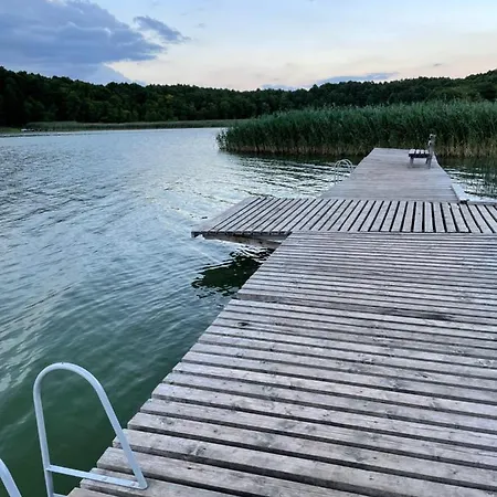 Mazury Dom Olus Nad Jeziorem Sasek Wielki Z Goraca Balia Z Funkcja Jakuzzi 펜션 *