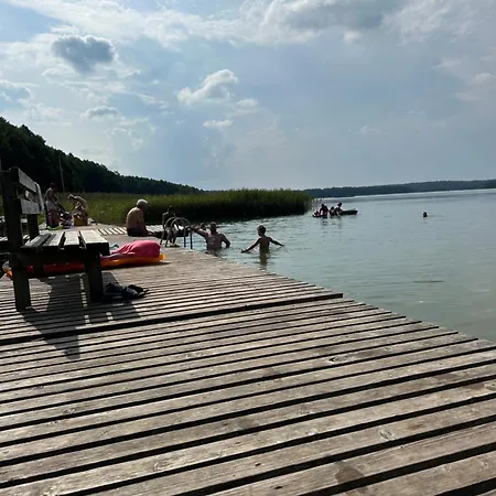 Mazury Dom Olus Nad Jeziorem Sasek Wielki Z Goraca Balia Z Funkcja Jakuzzi Holiday home *