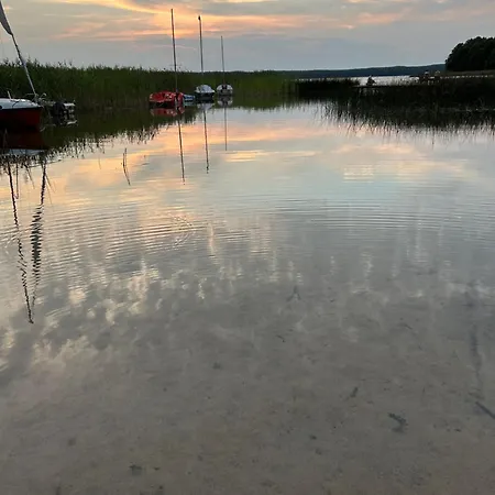 Mazury Dom Olus Nad Jeziorem Sasek Wielki Z Goraca Balia Z Funkcja Jakuzzi Дом отдыха Щитно