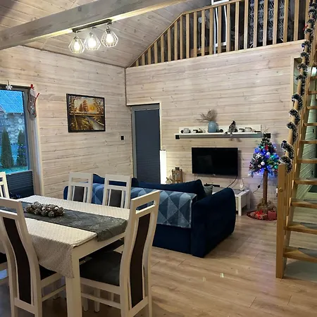 Mazury Dom Olus Nad Jeziorem Sasek Wielki Z Goraca Balia Z Funkcja Jakuzzi בית נופש