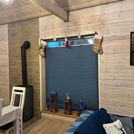 Mazury Dom Olus Nad Jeziorem Sasek Wielki Z Goraca Balia Z Funkcja Jakuzzi Дом отдыха Щитно