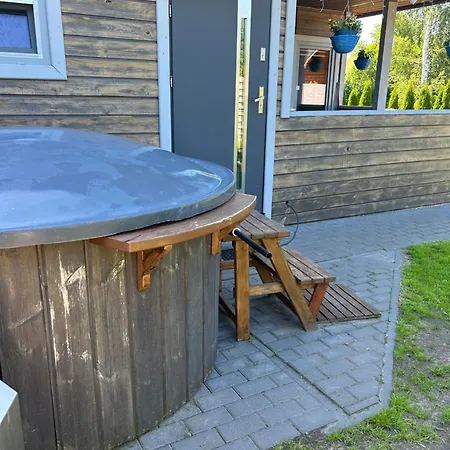 Mazury Dom Olus Nad Jeziorem Sasek Wielki Z Goraca Balia Z Funkcja Jakuzzi